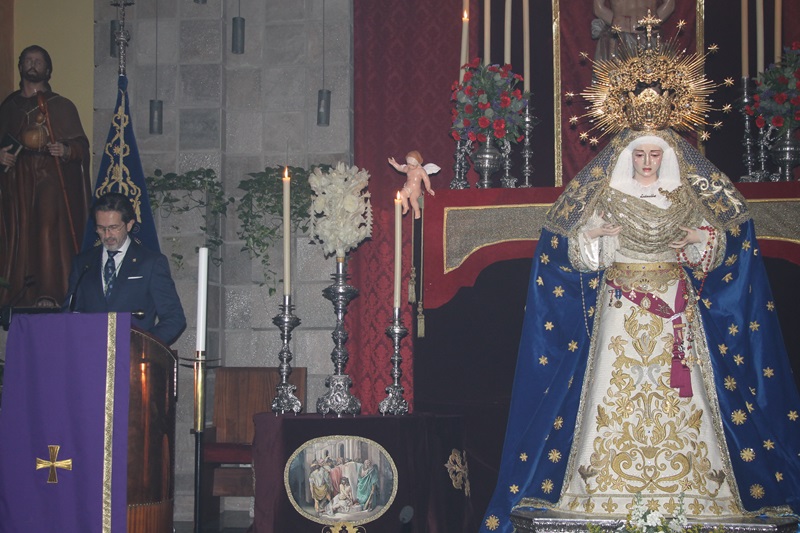 Aurelio Torres, durante la exaltación a la Estrella.