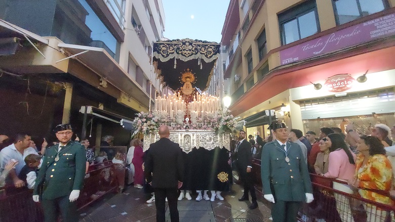 La Virgen de la Estrella, por la calle Real.