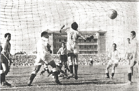 Imagen del Betis 5 Balona 0 en la temporada 54-55.