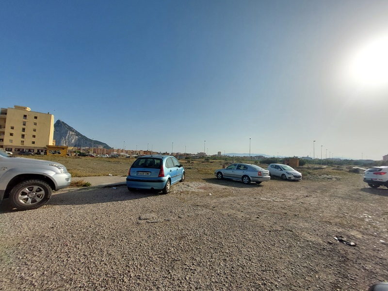 Llanos del Conchal, frente a la playa de Levante.
