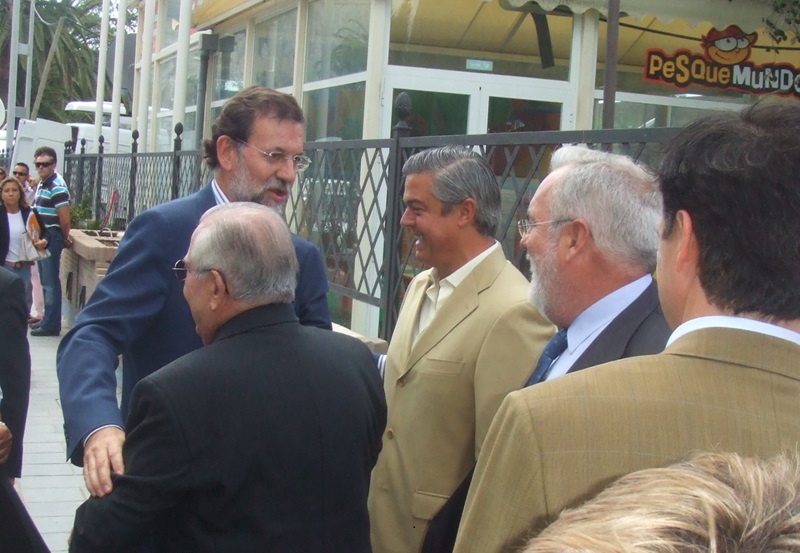 Juárez, con Rajoy en una de sus visitas a La Línea.