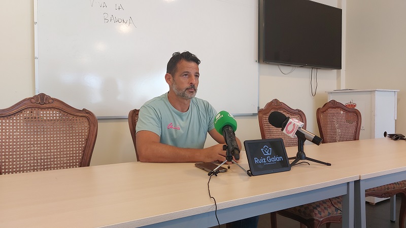 Mere, entrenador de la Balona, en su comparecencia del viernes.