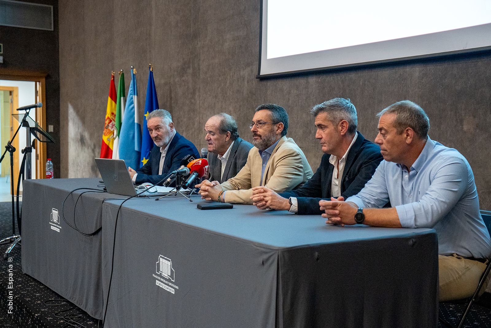 Ecoplayas re&uacute;ne en La L&iacute;nea a expertos en gesti&oacute;n del litoral